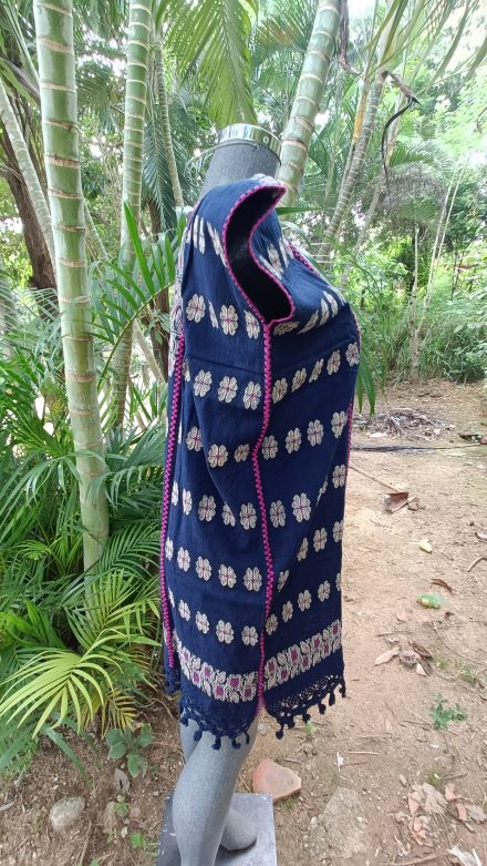 ( VENDIDA ) BLUSA DE TALAR COLOR AZUL MARINO DE CINTURA DE TRES PIEZAS CON TECNICA DE UN ALZADOR FINO CON FIGURA CAQUI Y ROSA FUERTE DE UN ALZADOR DOBLE. ROSA FUERTE DE