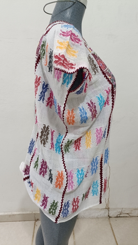 BLUSA BLANCA DE TRES LIENZO UNION VINO TECNICA DE GASA