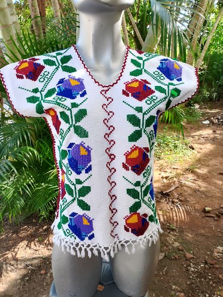 BLUSA DE PUNTA DE CRUZ